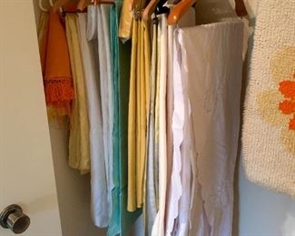 Beautiful Vintage Linens!