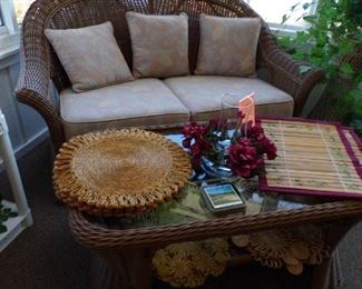 wicker 2 piece grouping