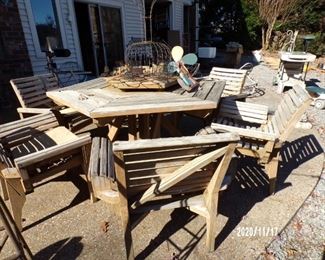 patio furniture w/6 chairs