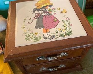 Vintage Holly Hobbie jewelry box