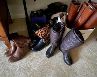 Ladies' boots