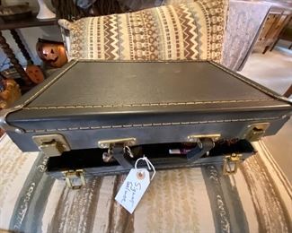 Signet Selmer clarinet with case