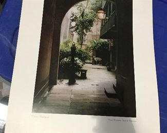 https://www.ebay.com/itm/124368506870 LAR0049 Classic Courtyard Print New Orleans French Quarter Pickup Only ( 16" L X OBO $20.00