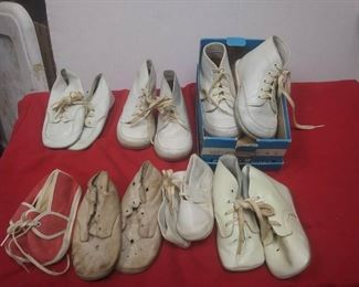 https://www.ebay.com/itm/114501819557 LX3036 LOT OF 7 PAIR OF USED VINTAGE BABY SHOES Buy-It_Now $20.00