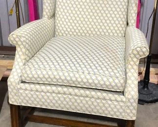 https://www.ebay.com/itm/114552722396 PR4513: Wellington Hall Master Upholstered Fabric Occasional Chair Local Pickup Buy-IT-Now $20.00