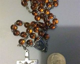 https://www.ebay.com/itm/124312166777	Rx07 STERLING SILVER ROSARY AMBER COLOR BEADS ( 58 BEADS)		 Buy-IT-Now 	 $30.00 
