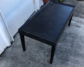 https://www.ebay.com/itm/114483804893	TL6002 Vintage Black Wood Coffee Table Pickup Only		 Buy-it-Now 	 $35.00 
