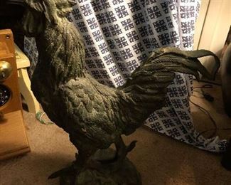 https://www.ebay.com/itm/114315358877	WL7055: XL Bronze Rooster Local Pickup		 Buy-it-Now 	 $400.00 
