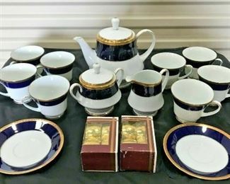 https://www.ebay.com/itm/124472715429	KG0102/104 NORITAKE VAHALLA TEA & DINNER SET + NAPKIN RINGS		 Buy-IT-Now 	 $100.00 
