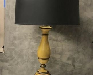 https://www.ebay.com/itm/114559804188	BA5089 Mid Century Painted Metal Lamp Pickup Only		 Buy-it-Now 	 $50.00 
