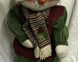 https://www.ebay.com/itm/114561863761	WL7055 XL Plush Statue of Snowman Pickup Only	 $35.00 	OBO
