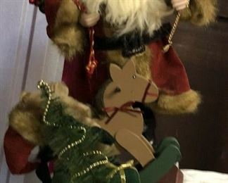 https://www.ebay.com/itm/114561861640	WL7056 Plush Statue of St Nick / Santa W/ Toys Pickup Only	30	OBO

