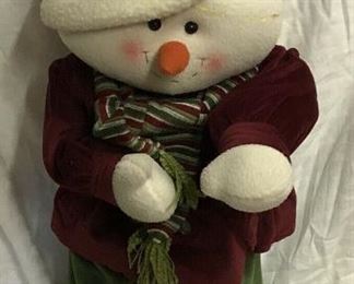 https://www.ebay.com/itm/124474258761	WL7059 XL Plush Statue of Snowman Pickup Only	 $35.00 	OBO
