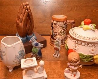 126. Group Of Decorative Objects