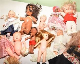 147. Group Lot Of Dolls