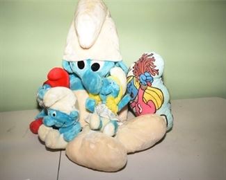 147. SMURFS Stuffed Toys