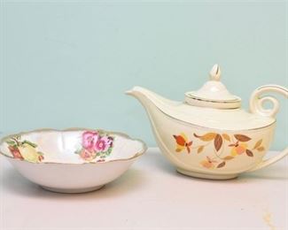 193. Teapot and Saucer