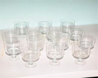 195. Group Lot Of Glassware