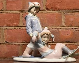 243. LLADRO FIGURINE BOY AND GIRL SKIER SKIS SKIING ONE MORE TRY