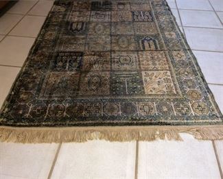 308. Oriental Style Carpet