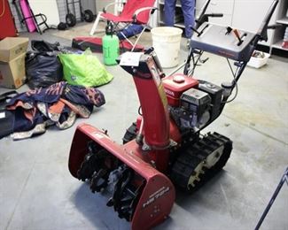 Honda Hydrostatic Snow Blower HS724