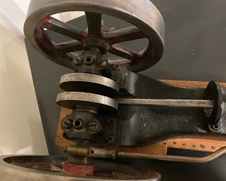 Vintage steam engine - double flywheel model of a mill machine, over a foot long