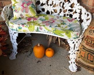 CAST IRON WHITE BENCH
