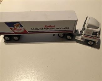 REMACK MACK TRUCKS signed 1/600
1993