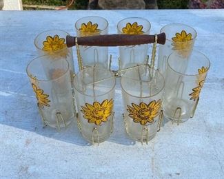 Old Borden Elsie Drinking Glass Set