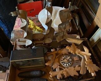 Cuckoo Clock/Electric Ship Clock