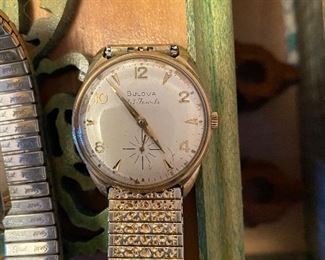 Vintage Bulova 23 Jewel Mens Wrist Watch