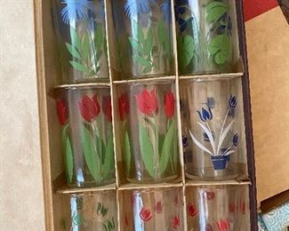 Nice Set of Swanky Swigs in Box