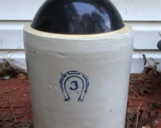 Three gallon crock 