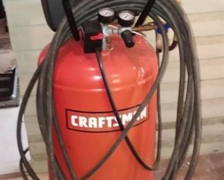 Craftsman 30 Gal 6HP Air Compressor with Hoses