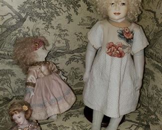 Dolls, collectible 