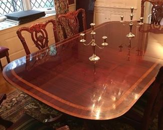 Mint dining room table with banded inlay. 2 leaves and pads. A showstopper!