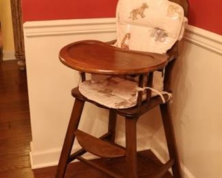 Wood high chair from the late 1940's.  Beautifully refurbished!