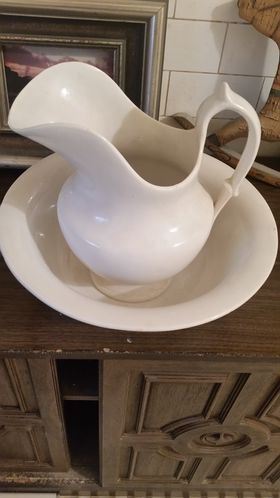 Decorative pieces