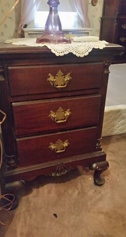 Night stand