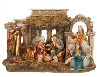 Mark Roberts Nativity Ruins Set
8.5” Tall, 14 Pieces
Very Good Condition