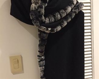LARGE FUR TRIMMED, BLACK WOOL SHAWL/SCARF/STOLE
SIZE: 80 INCHES X 28 INCHES
LUXURIOUS. WARM. PRACTICAL. SO MANY DIFFERENT WAYS TO WEAR ALONE OR GORGEOUS AS A COAT ACCENT
CONDITION: VERY GOOD