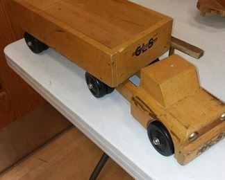 Heavy duty wooden toy truck