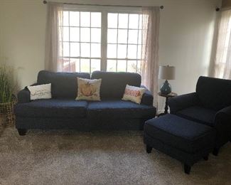 BEAUTIFUL BLUE COUCH , CHAIR AND OTTOMAN 