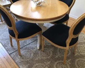ROUND KITCHEN TABLE WITH 4 BLUE FABRIC/WOOD CHAIRS