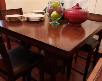 Tall table with 4 chairs