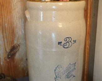 Western Stoneware crock