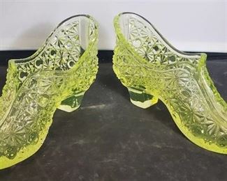 Pair of Fenton Glass Shoes. Button and Daisy