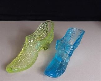 Pair of Fenton Glass Daisy Button Slippers