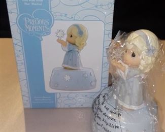 Precious Moments Girl With Glass Star Musical