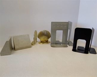 Lot of 4 bookends